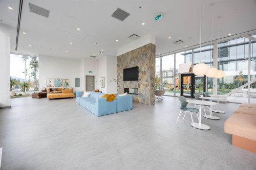 2302-13675 107A Ave, Surrey, BC 