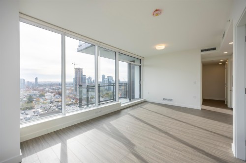 2302-13675 107A Ave, Surrey, BC 