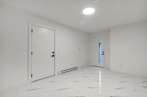 2-2360 Crescent Way, Abbotsford, BC 