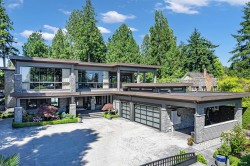 13657 Marine Drive  White Rock, BC V4B 1A3