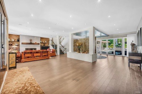 13657 Marine Drive, White Rock, BC 