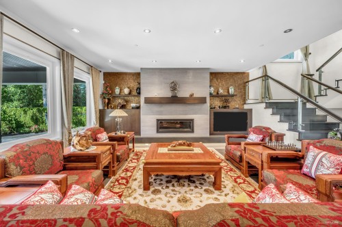 13657 Marine Drive, White Rock, BC 