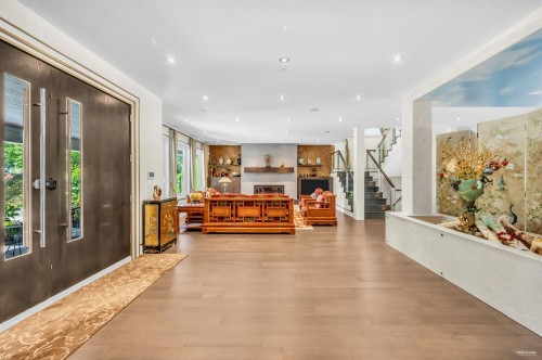 13657 Marine Drive, White Rock, BC 