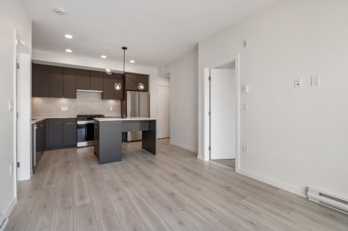 521-7936 206 Street, Langley, BC 