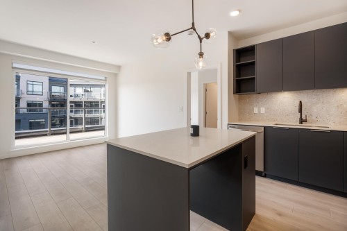 521-7936 206 Street, Langley, BC 