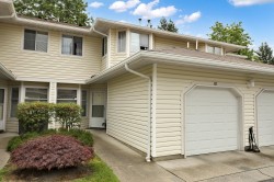 30-10038 155 Street Street  Surrey, BC V3R 0S2