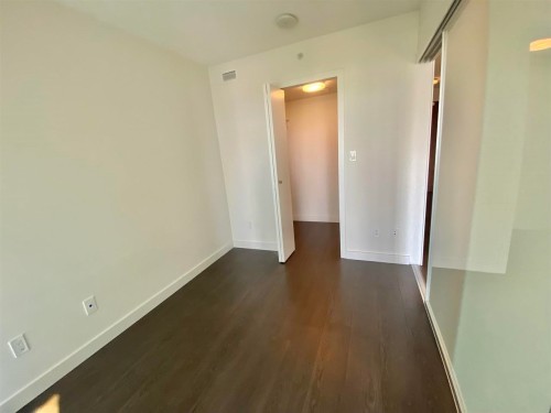 1610-13696 100 Avenue, Surrey, BC 