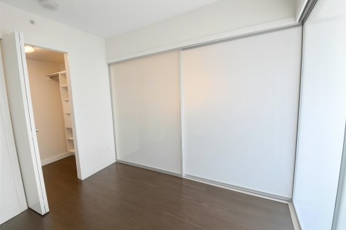 1610-13696 100 Avenue, Surrey, BC 