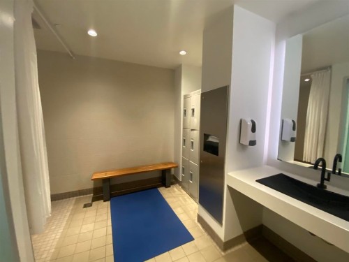 1610-13696 100 Avenue, Surrey, BC 