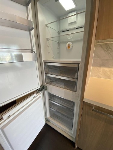 1610-13696 100 Avenue, Surrey, BC 