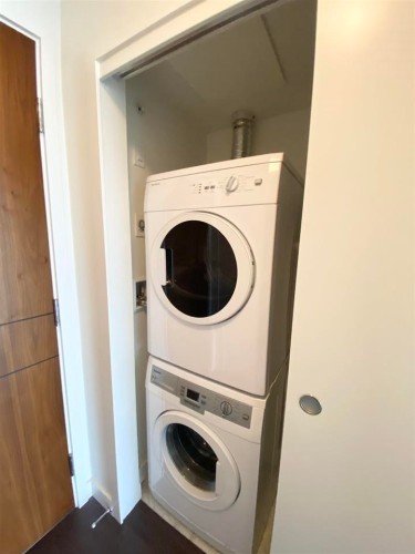 1610-13696 100 Avenue, Surrey, BC 