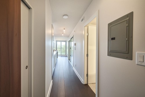 1610-13696 100 Avenue, Surrey, BC 