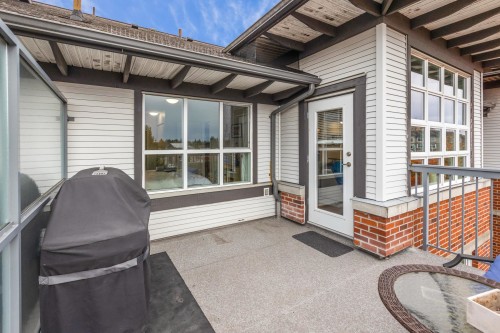 401-18755 68 Avenue, Surrey, BC 