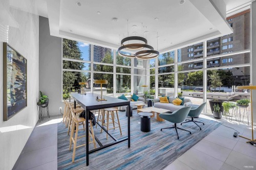 907-13428 105 Avenue, Surrey, BC 