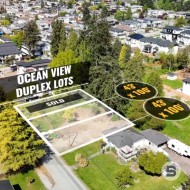 16049 9 Avenue  Surrey, BC V4A 1A5