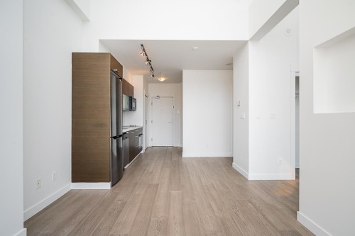 2501-10777 University Drive, Surrey, BC 