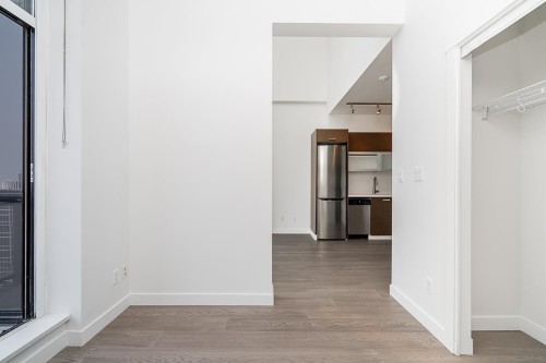 2501-10777 University Drive, Surrey, BC 