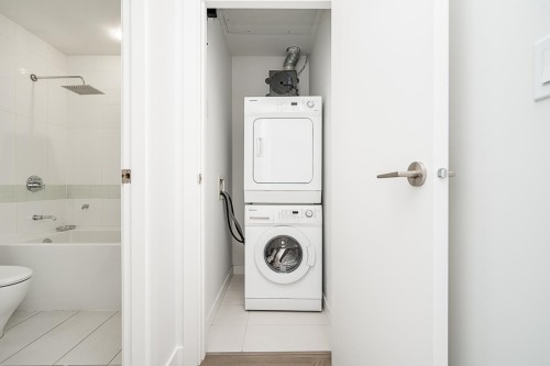 2501-10777 University Drive, Surrey, BC 