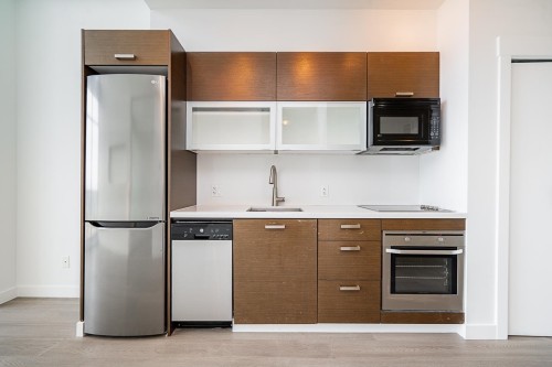 2501-10777 University Drive, Surrey, BC 