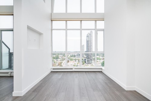 2501-10777 University Drive, Surrey, BC 