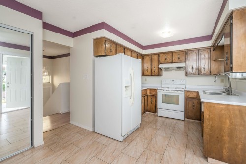 15734 96 Avenue, Surrey, BC 