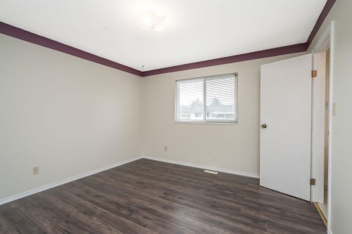 15734 96 Avenue, Surrey, BC 