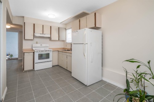 15734 96 Avenue, Surrey, BC 