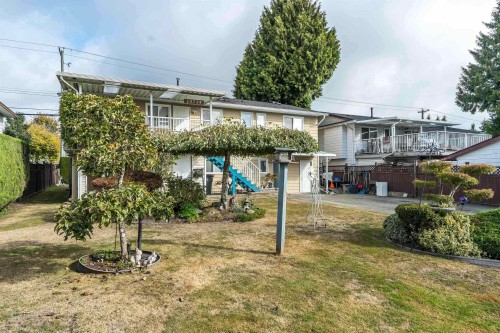 15734 96 Avenue, Surrey, BC 