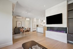 206-23189 Francis Avenue  Langley, BC V1M 0G4