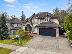 16416 92a Avenue  Surrey, BC V4N 5N1