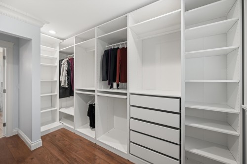 16416 92A Avenue, Surrey, BC 