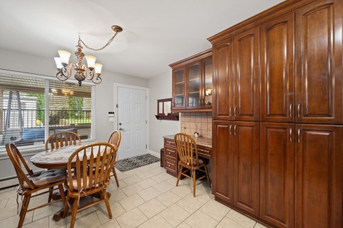 16416 92A Avenue, Surrey, BC 