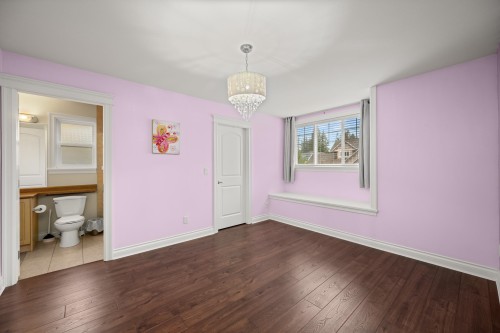 16416 92A Avenue, Surrey, BC 