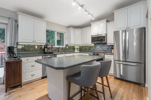 20738 38A Avenue, Langley, BC 