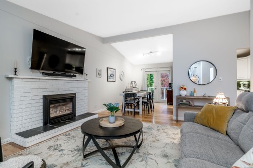 20738 38A Avenue, Langley, BC 