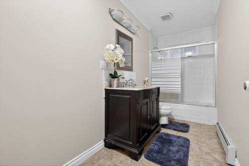 13745 58A Avenue, Surrey, BC 