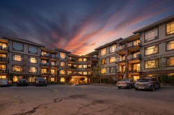 301-2233 Mckenzie Road  Abbotsford, BC V2S 4A1