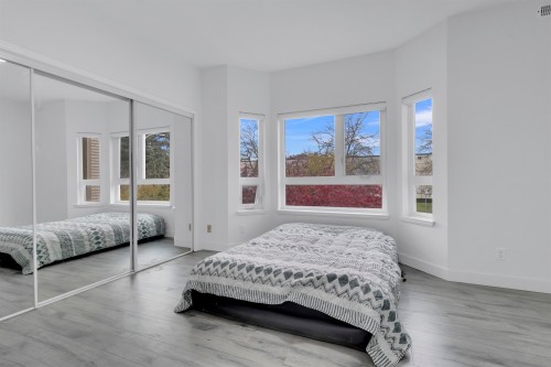 208-8142 120A Street, Surrey, BC 