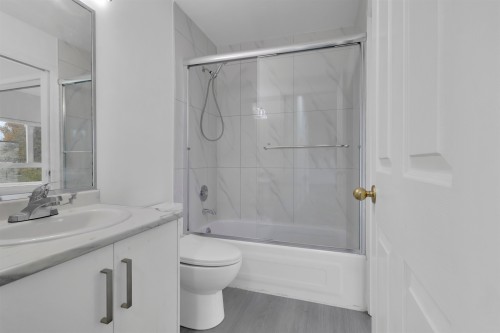 208-8142 120A Street, Surrey, BC 