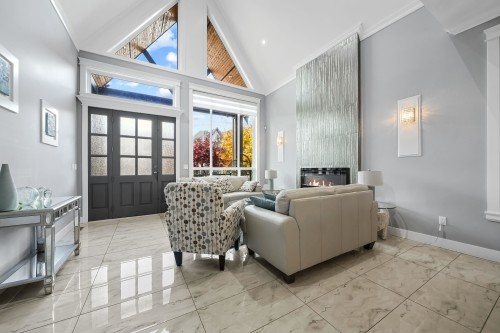 6976 149 Street, Surrey, BC 