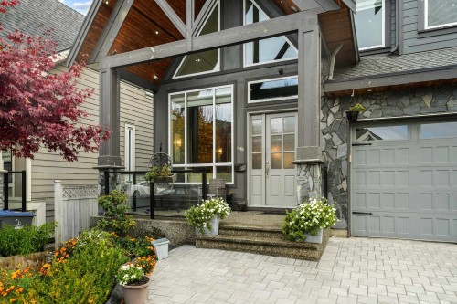 6976 149 Street, Surrey, BC 