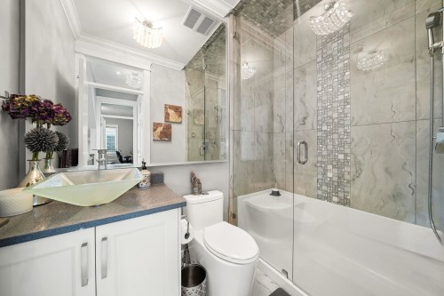 6976 149 Street, Surrey, BC 