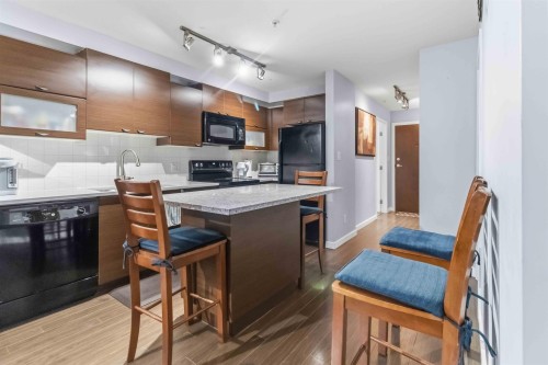 124-10707 139 Street, Surrey, BC 