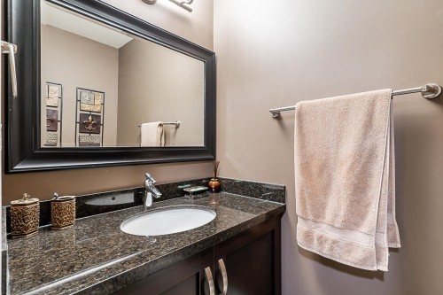 5866 126 Street, Surrey, BC 