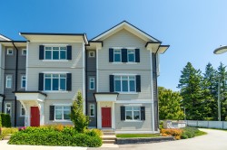 18-2070 Oak Meadows Drive  Surrey, BC V3Z 1J1