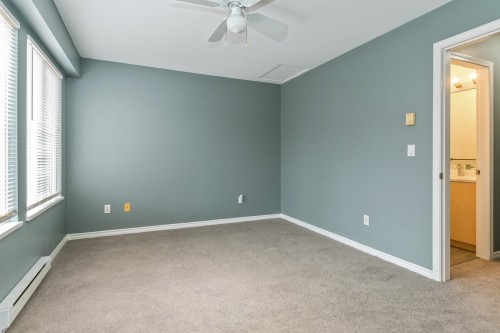 22-14952 58 Avenue, Surrey, BC 