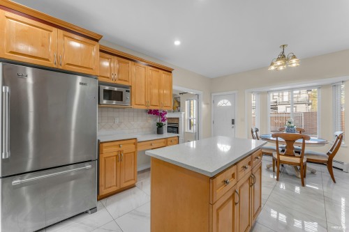 15949 108 Avenue, Surrey, BC 