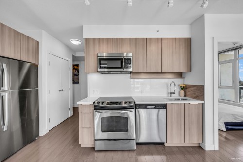 1103-13308 Central Avenue, Surrey, BC 