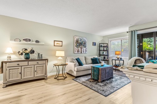 103-1555 Fir Street, White Rock, BC 