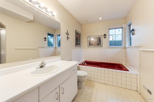 19798 34A Avenue, Langley, BC 